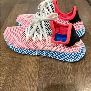 Adidas Deerupt shoes men’s size 9